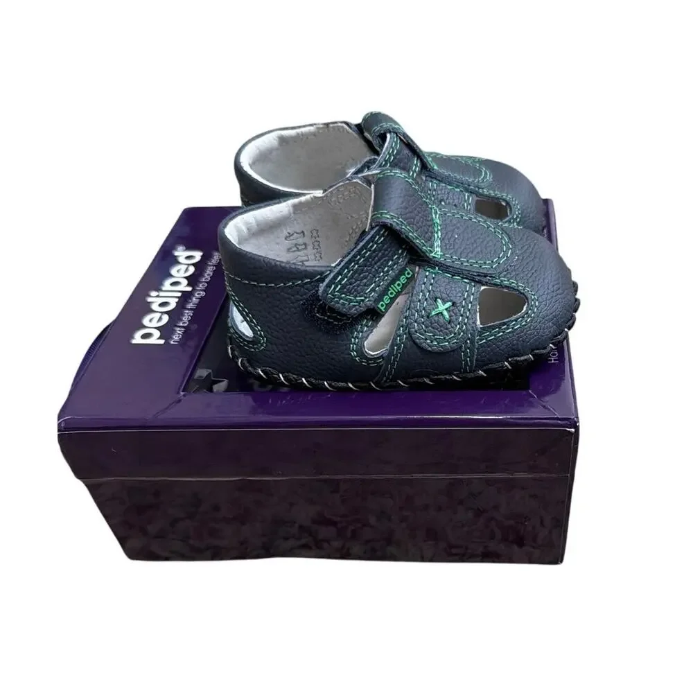 Pediped Originals Martin sandals in navy and green size 0-6 months new